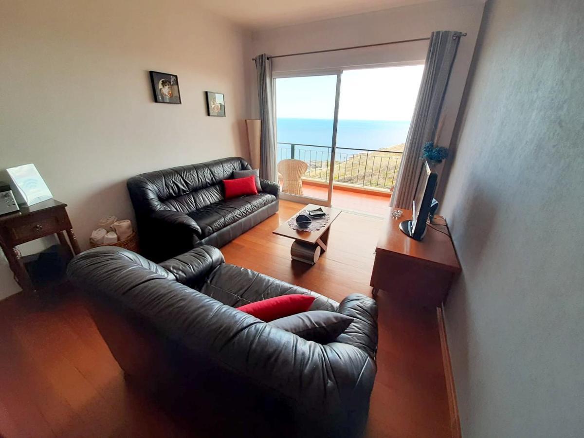 2 Bedrooms Appartement At Canico 200 M Away From The Beach With Sea View Furnished Balcony And Wifi 외부 사진